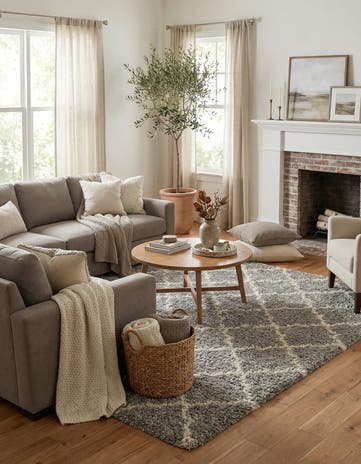 Gray Lattice Shag Square Rug