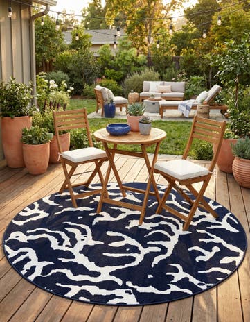 10' x 10' Easy-Clean Sabrina Soto Indoor / Outdoor Round Rug