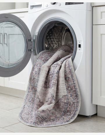 3' 3 x 5' 3 Washable Mangata Oval Rug