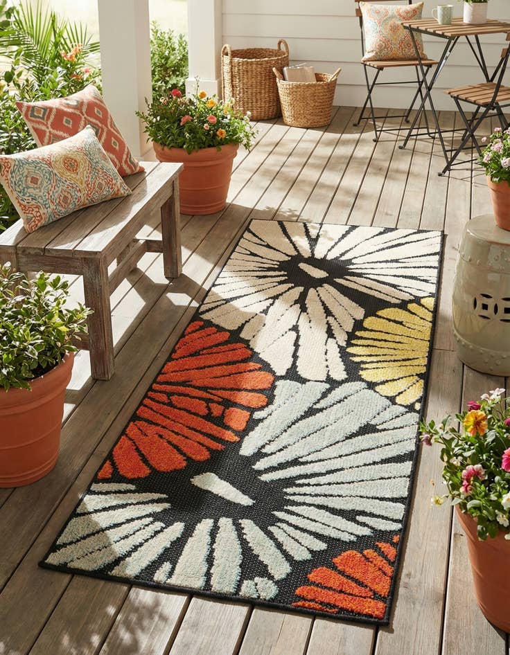 Detail image of 2' x 5' Easy-Clean Casablanca Indoor / Outdoor Runner Rug