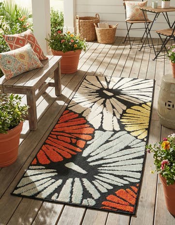 2' x 5' Easy-Clean Casablanca Indoor / Outdoor Runner Rug