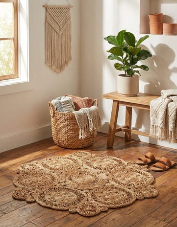 3' 1 x 3' 1 Handmade Braided Jute Round Rug