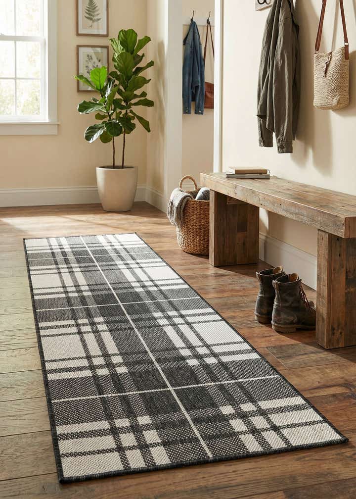 2' x 5' 3 Easy-Clean Checkered Indoor / Outdoor Runner Rug