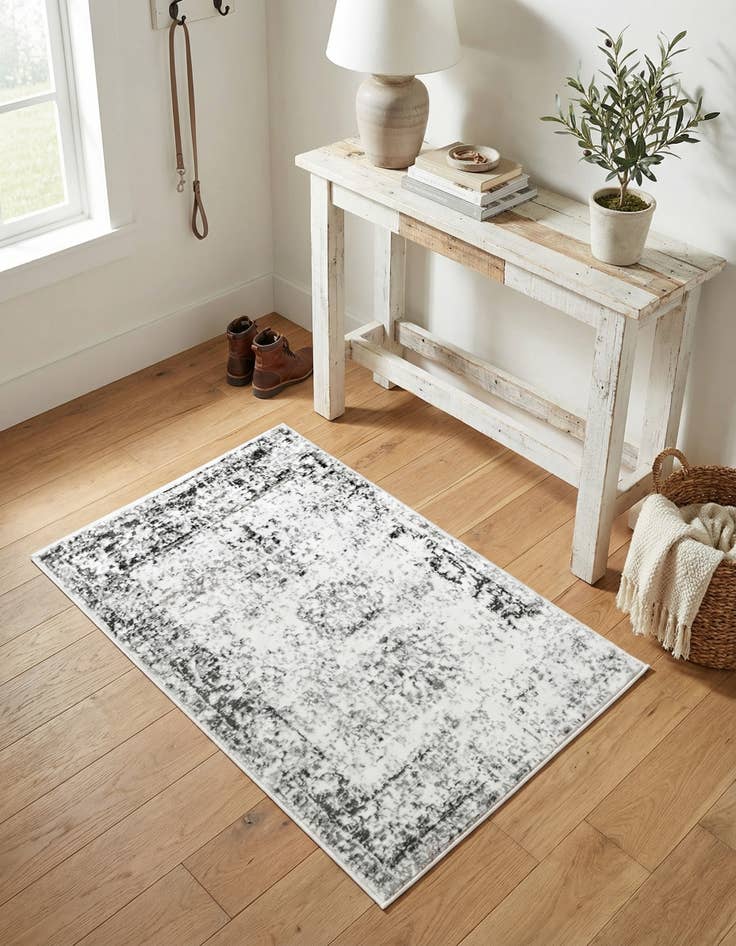 Detail image of  2' x 3' Monte Carlo Rug