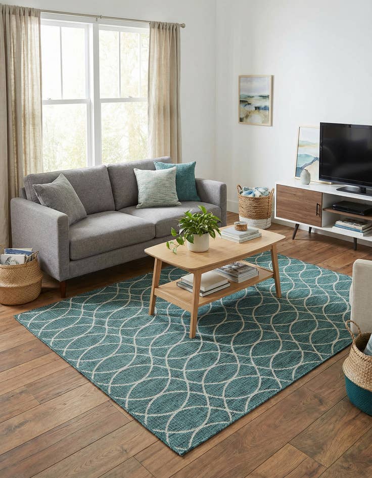 Detail image of 5' 3 x 7' 10  Washable Trellis Indoor / Outdoor Rug