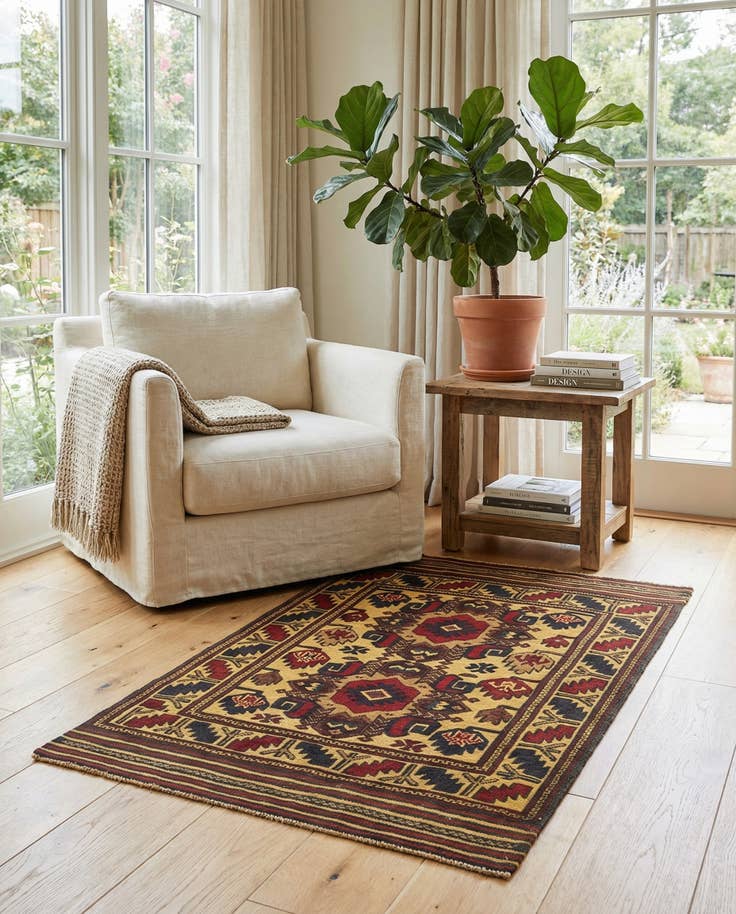 Detail image of 3' x 4' 10 Hand Knotted Sumak Wool Rug