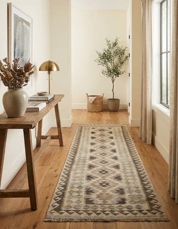 2' 10 x 9' 8 Hand Woven Kilim Maymana Wool Runner Rug
