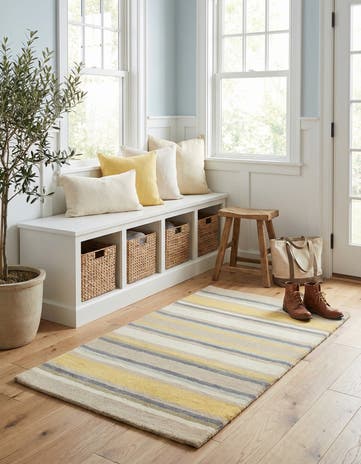 2' 9 x 4' 10 Luna Wool Rug