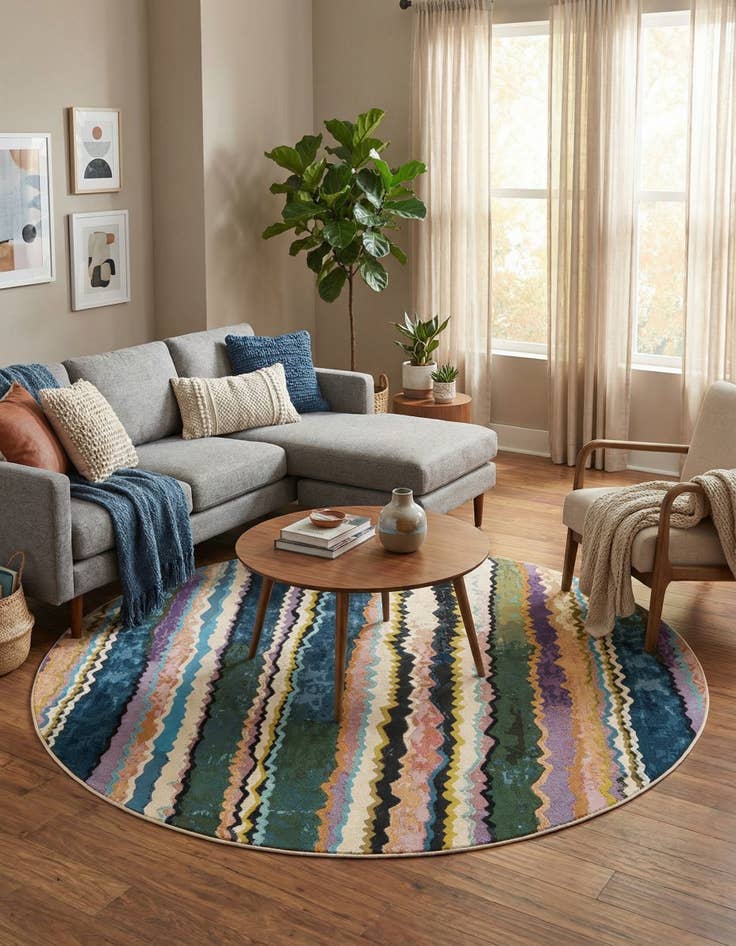 Detail image of 7' 10 x 7' 10 Easy-Clean Modern Indoor / Outdoor Round Rug