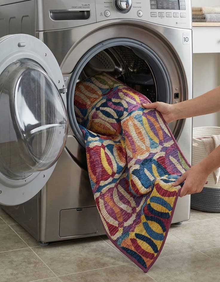 Detail image of  2' x 5'  Washable Modern Indoor / Outdoor Runner Rug