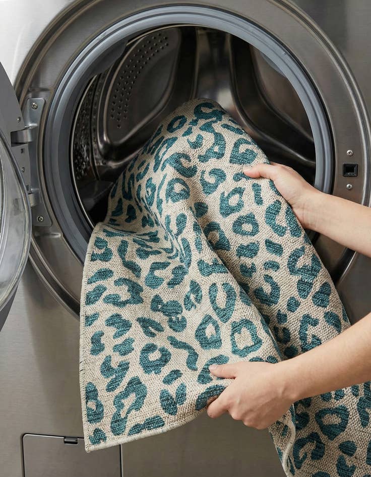 Detail image of  4' x 6'  Washable Safari Indoor / Outdoor Rug