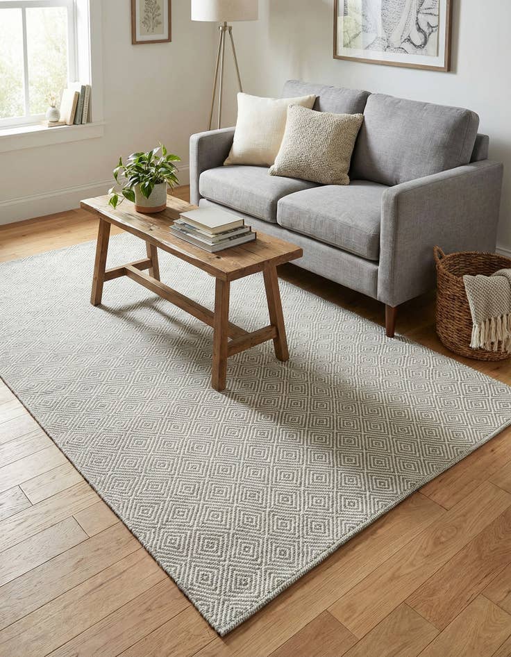 Detail image of 5' 1 x 8' Hand Woven Geo Trellis Flatweave Rug