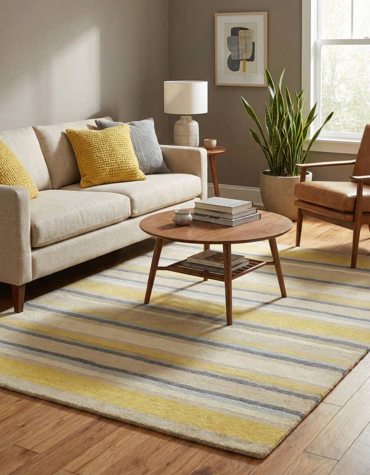 Detail image of 4' x 5' 6 Luna Wool Rug