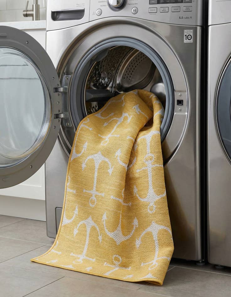 Detail image of 3' x 5' 3  Washable Coastal Indoor / Outdoor Rug