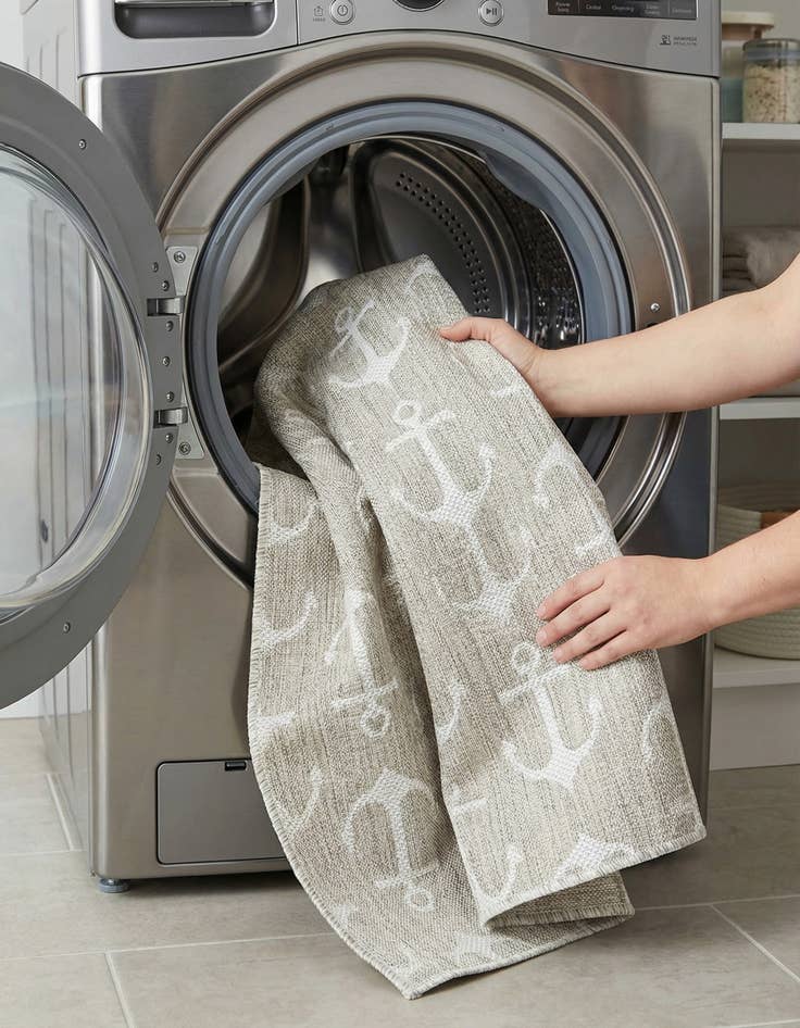 Detail image of 2' x 8'  Washable Coastal Indoor / Outdoor Runner Rug