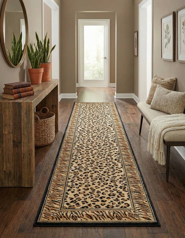 Detail image of 2' 7 x 10' Safari Runner Rug
