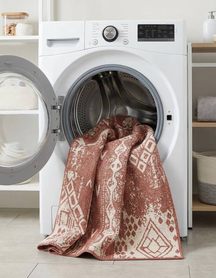 Detail image of  6' x 9'  Washable Bohemian Indoor / Outdoor Rug