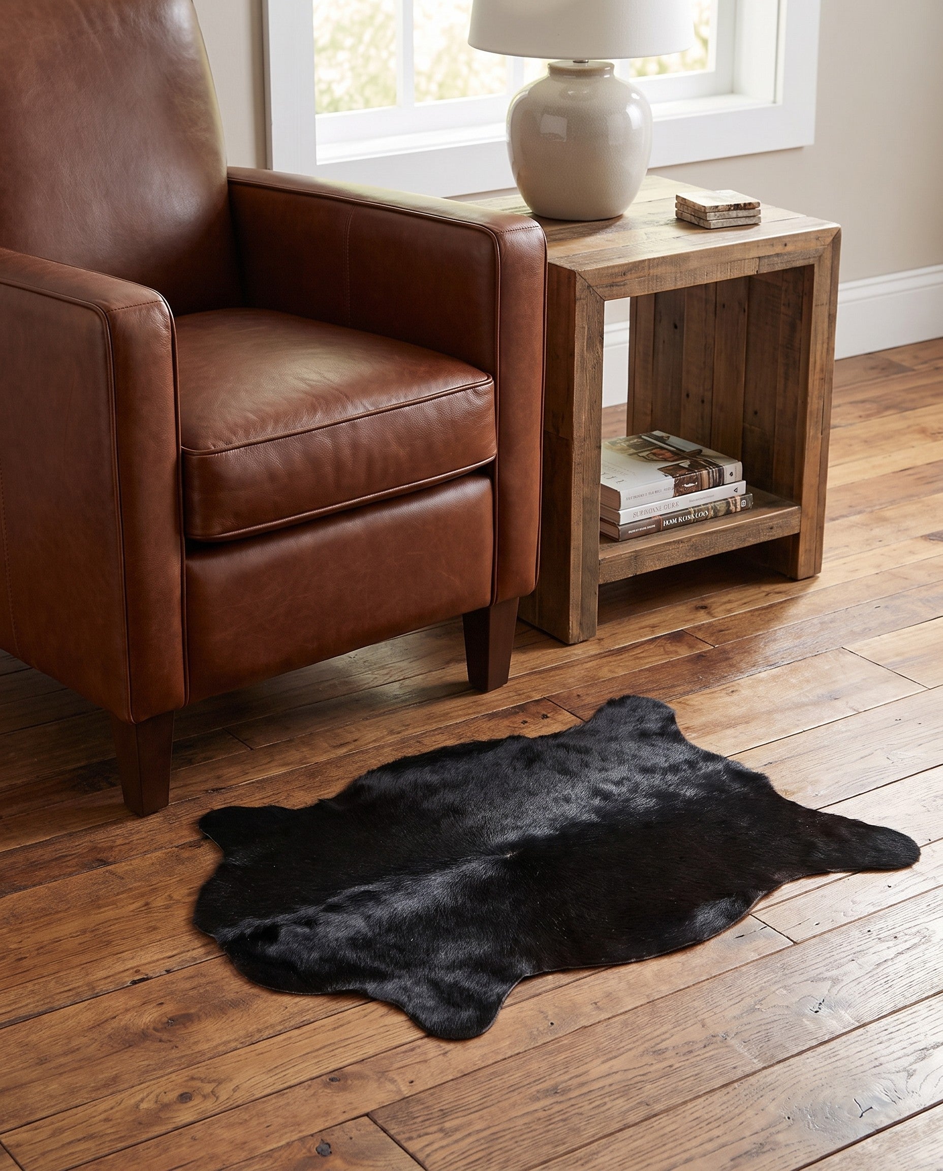 1' 8 x 2' 6 Cowhide Leather Rug
