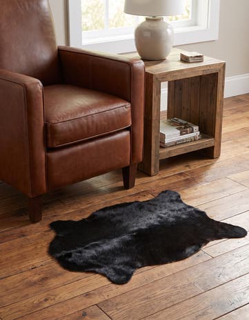 1' 8 x 2' 6 Cowhide Leather Rug