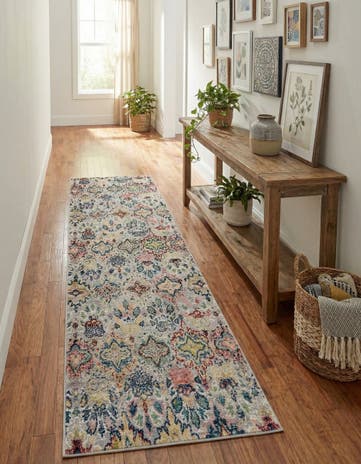 2' 7 x 10' Charleston Runner Rug