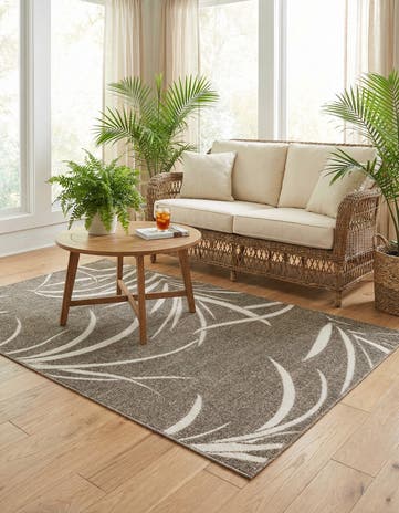 5' x 8' Easy-Clean Botanical Indoor / Outdoor Rug