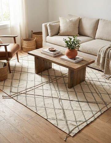 5' 10 x 7' 9 Hand Knotted Moroccan Wool Rug