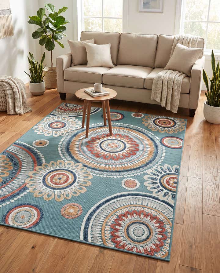 4' 5 x 6' Easy-Clean Botanical Indoor / Outdoor Rug