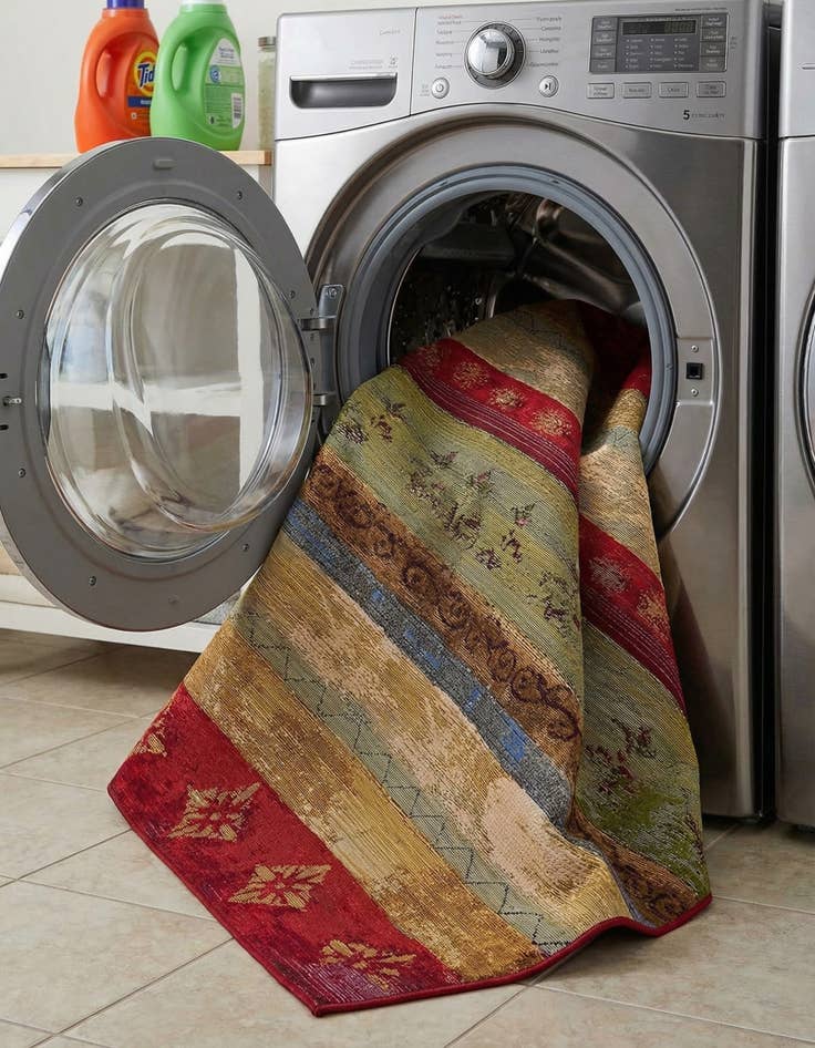 Detail image of 4' x 6'  Washable Modern Indoor / Outdoor Rug