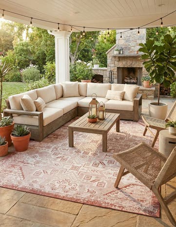 10' x 14' Easy-Clean Aztec Indoor / Outdoor Rug