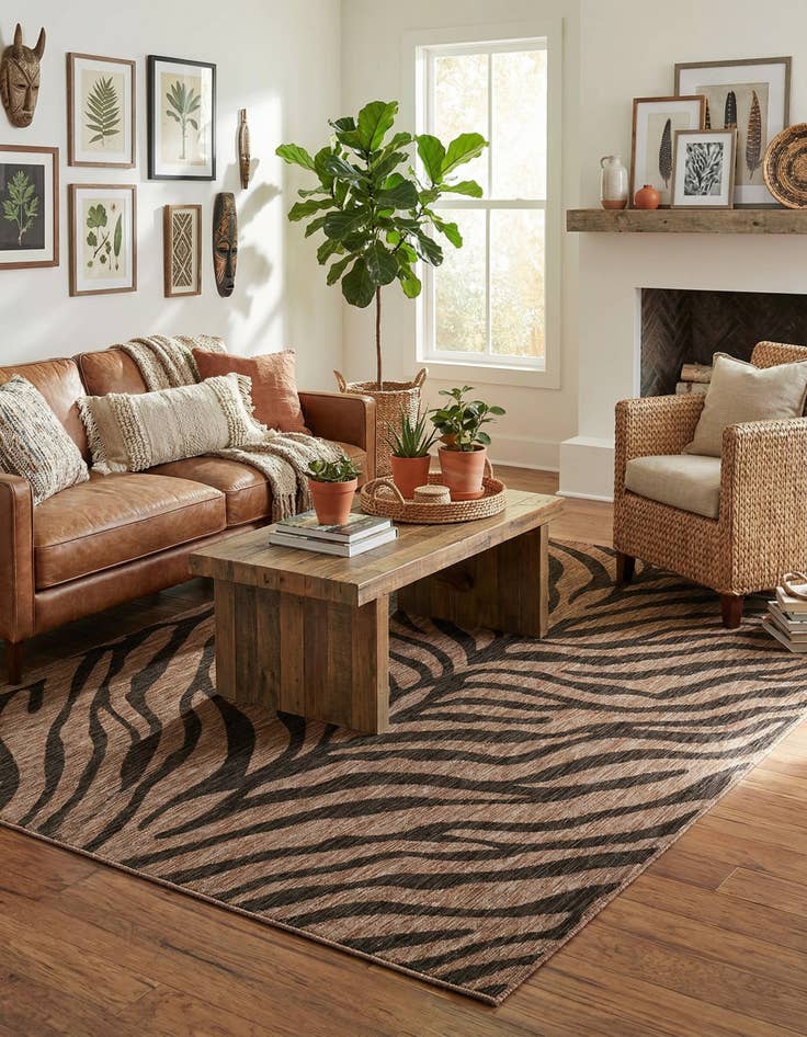 Detail image of  7' 10 x 11'  Washable Safari Indoor / Outdoor Rug