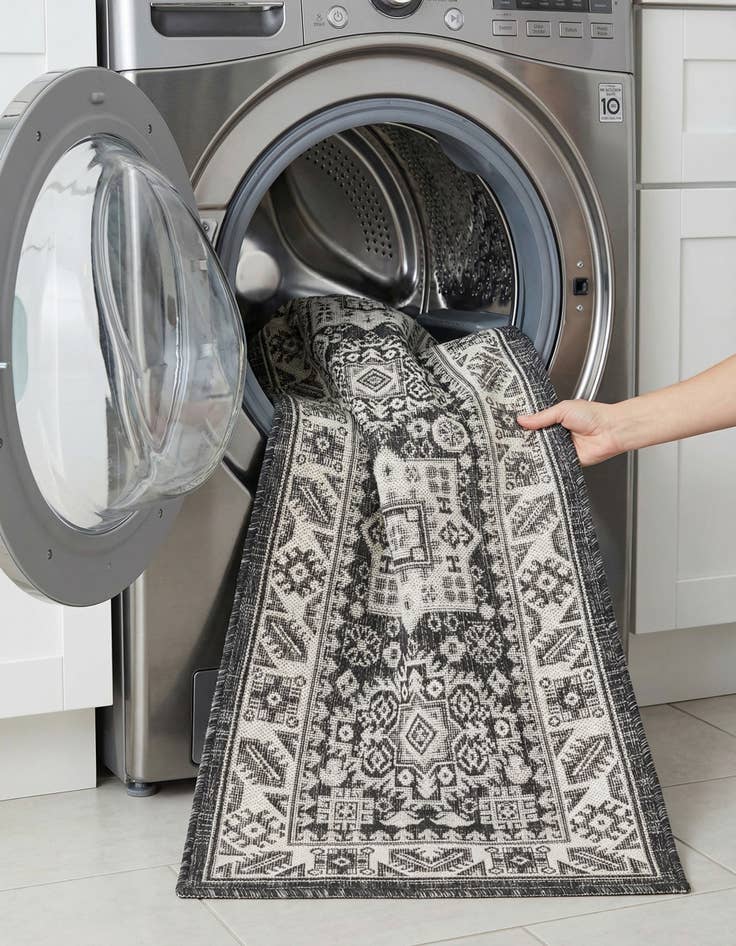 Detail image of 2' x 6'  Washable Aztec Indoor / Outdoor Runner Rug