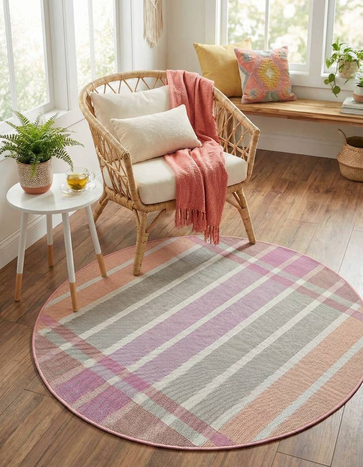 Detail image of  3' x 3'  Washable Ribbon Indoor / Outdoor Round Rug
