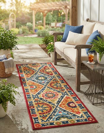 2' x 6' Easy-Clean Modern Indoor / Outdoor Runner Rug