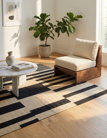 4' x 5' 10 Hand Woven Kilim Modern Wool Rug