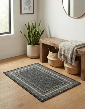 2' x 3' 1 Easy-Clean Border Indoor / Outdoor Rug