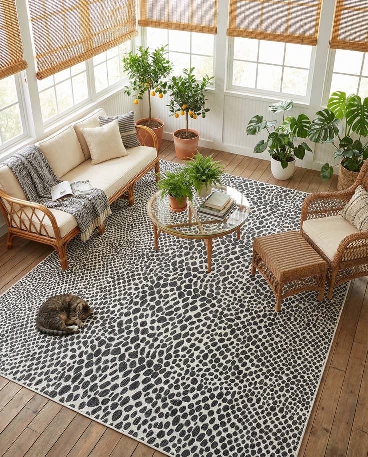 Detail image of 9' x 12' Easy-Clean Jill Zarin Cape Town Indoor / Outdoor Rug