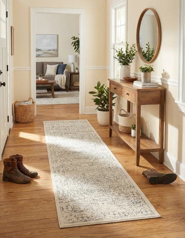 2' x 8' Isabella Runner Rug