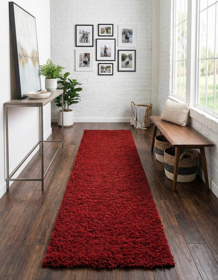 Detail image of 2' 6 x 16' 5 Everyday Shag Runner Rug