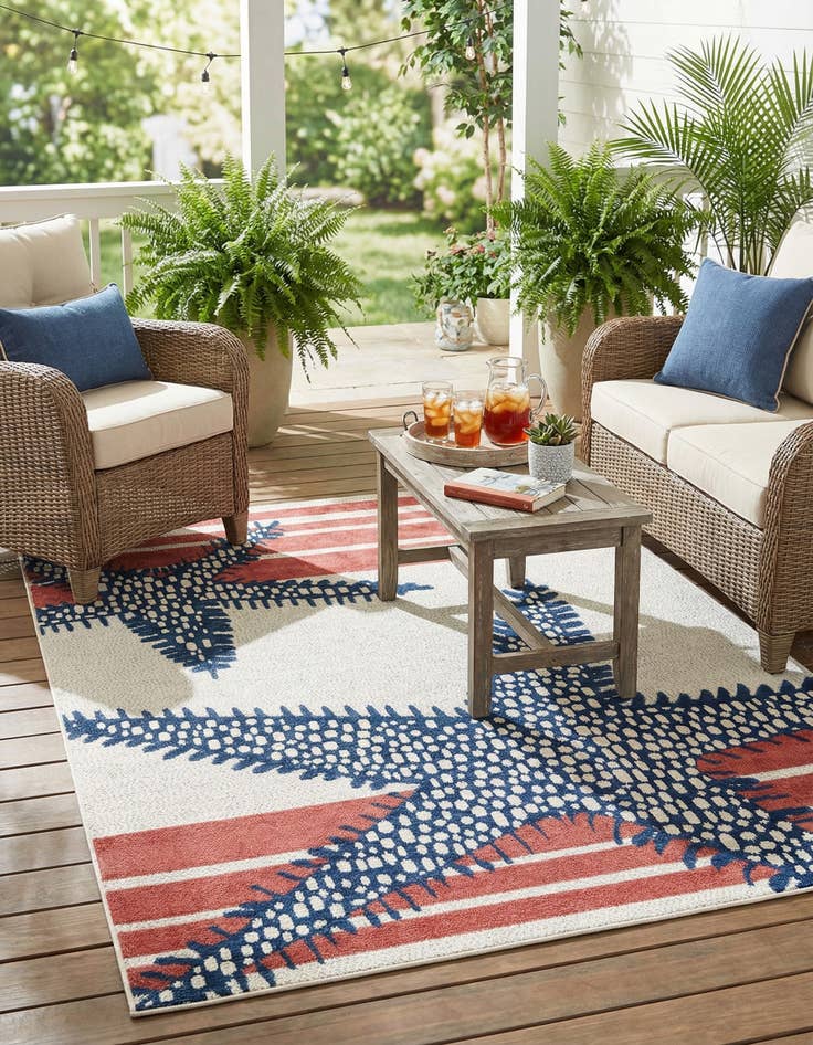 Detail image of 7' x 10'  Washable Belize Indoor / Outdoor Rug