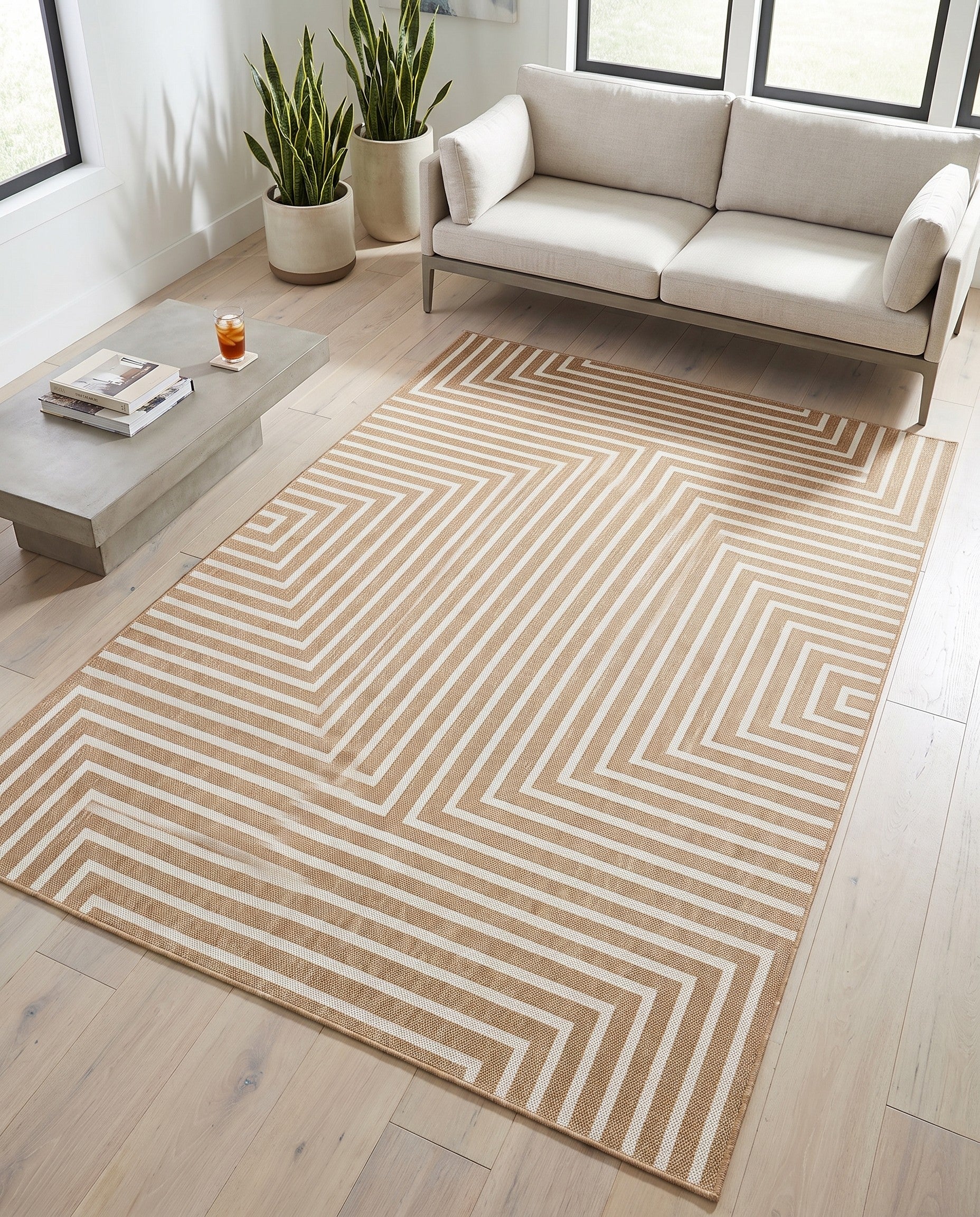 6' x 9' Easy-Clean Modern Indoor / Outdoor Rug