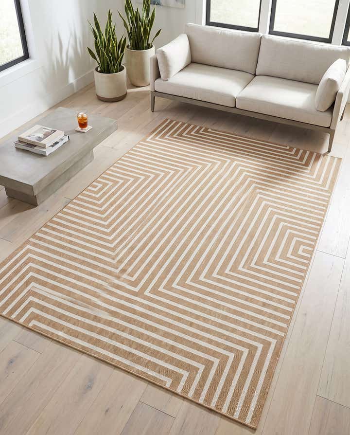 6' x 9' Easy-Clean Modern Indoor / Outdoor Rug