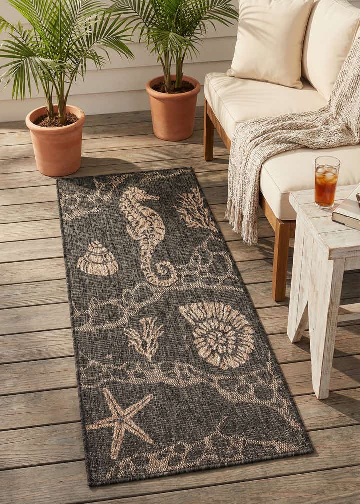 2' x 4' Easy-Clean Coastal Indoor / Outdoor Runner Rug