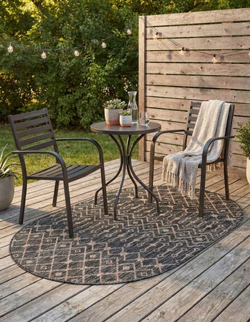 3' x 5' 3 Easy-Clean Lattice Indoor / Outdoor Oval Rug