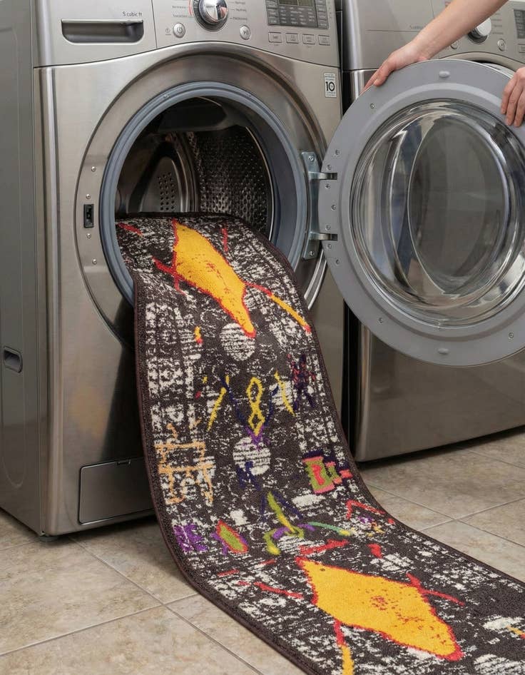 Detail image of 2' 7 x 10'  Washable Santa Fe Runner Rug