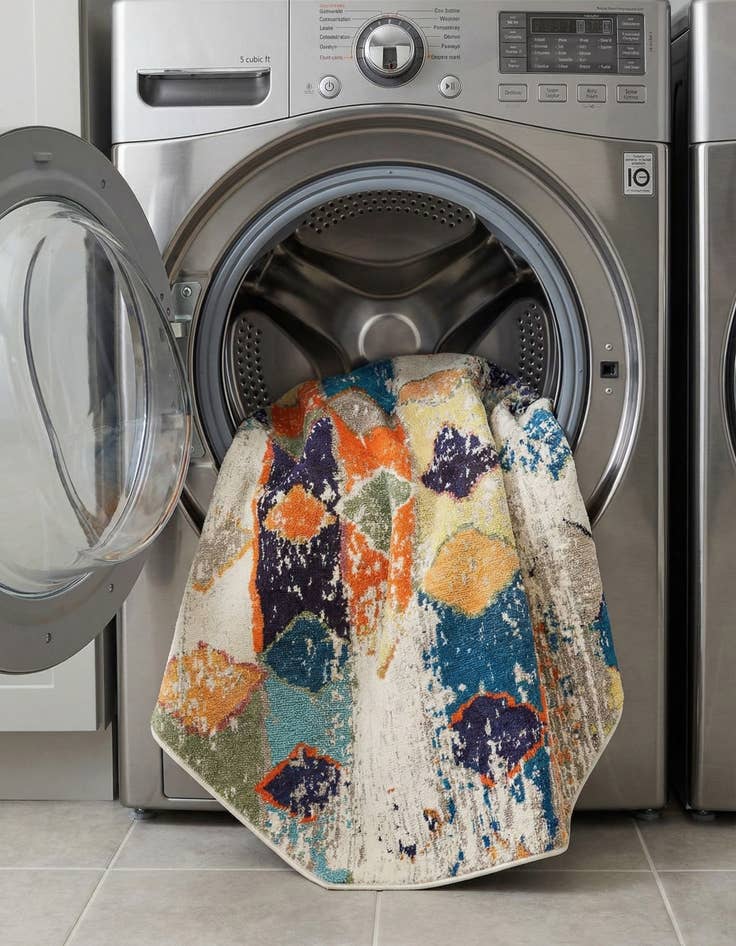 Detail image of  7' 10 x 7' 10  Washable Vivid Octagon Rug