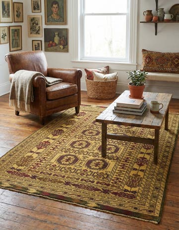 4' 3 x 6' 2 Hand Knotted Sumak Wool Rug