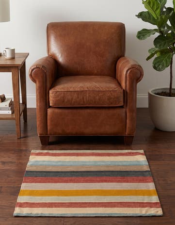 3' 3 x 3' 3 Hand Knotted Persian Wool Square Rug