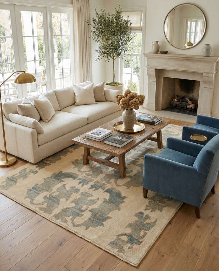 7' x 10' Hand Knotted Oushak Wool Rug