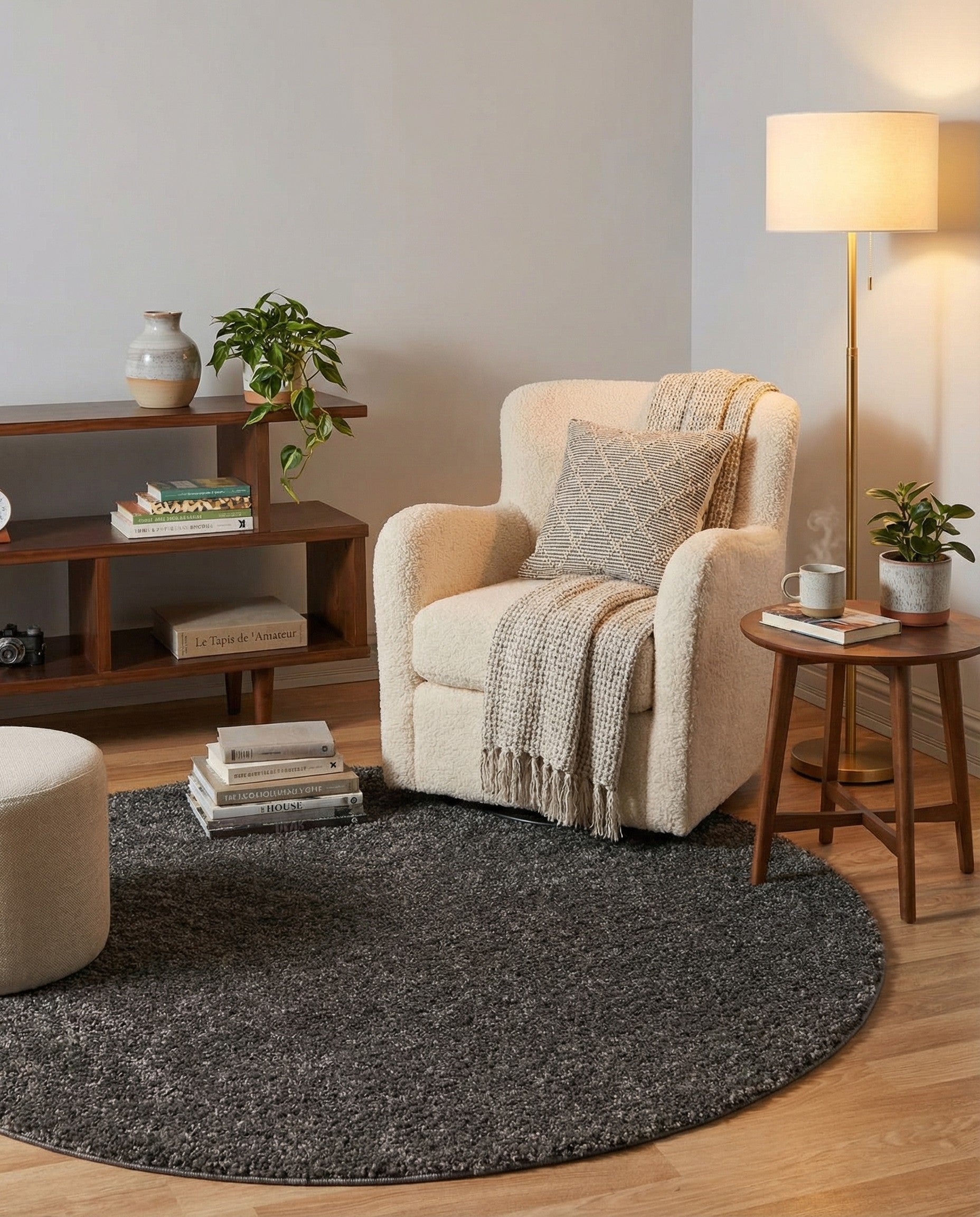  4' x 4' Soft Solid Shag Round Rug