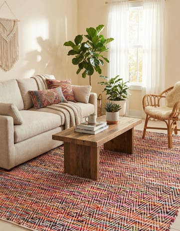 7' 1 x 10' Hand Woven Chindi Chevron Rug
